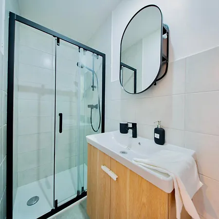 Les Maisons Des Pyrenees - Lourdes Apartament *