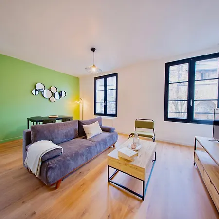 Les Maisons Des Pyrenees - Lourdes Apartment Saint-Pe-de-Bigorre