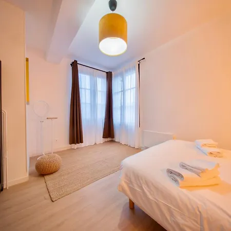 Les Maisons Des Pyrenees - Lourdes Apartment *