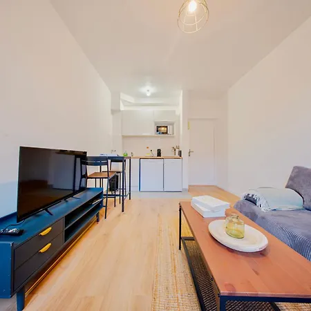 Les Maisons Des Pyrenees - Lourdes *