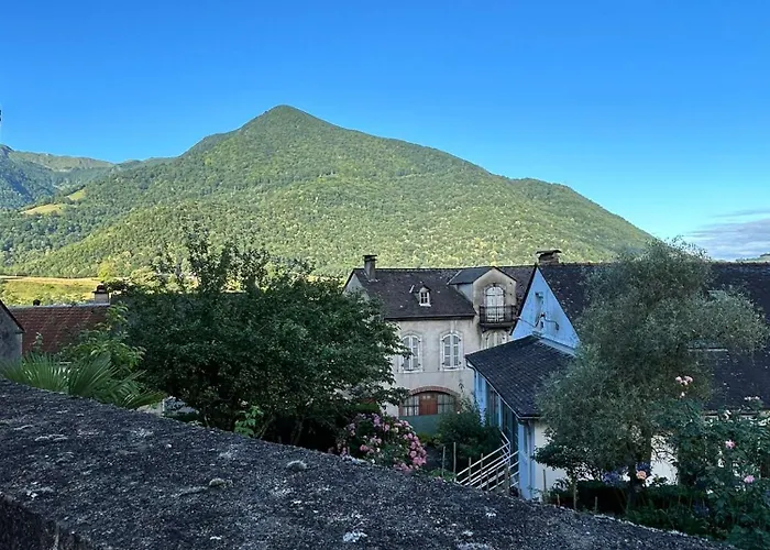 Les Maisons Des Pyrenees - Lourdes *